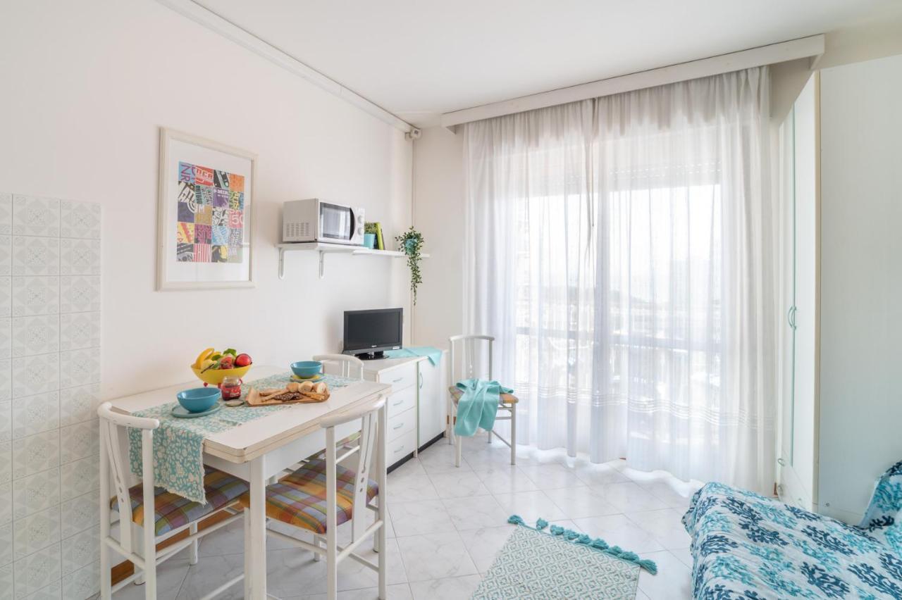 Residenza Puerto Do Sol Apartman Lignano Sabbiadoro Kültér fotó