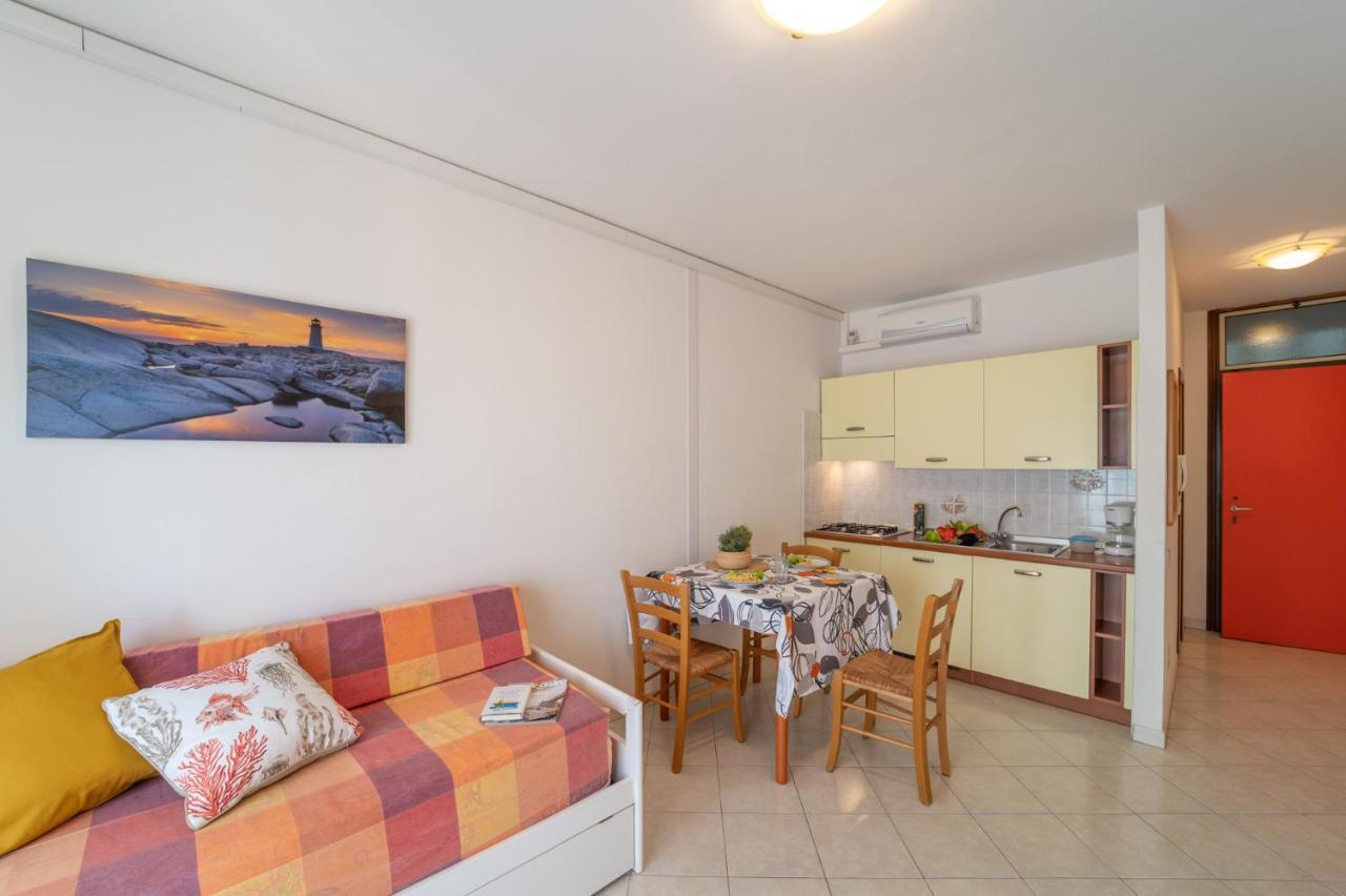 Residenza Puerto Do Sol Apartman Lignano Sabbiadoro Kültér fotó