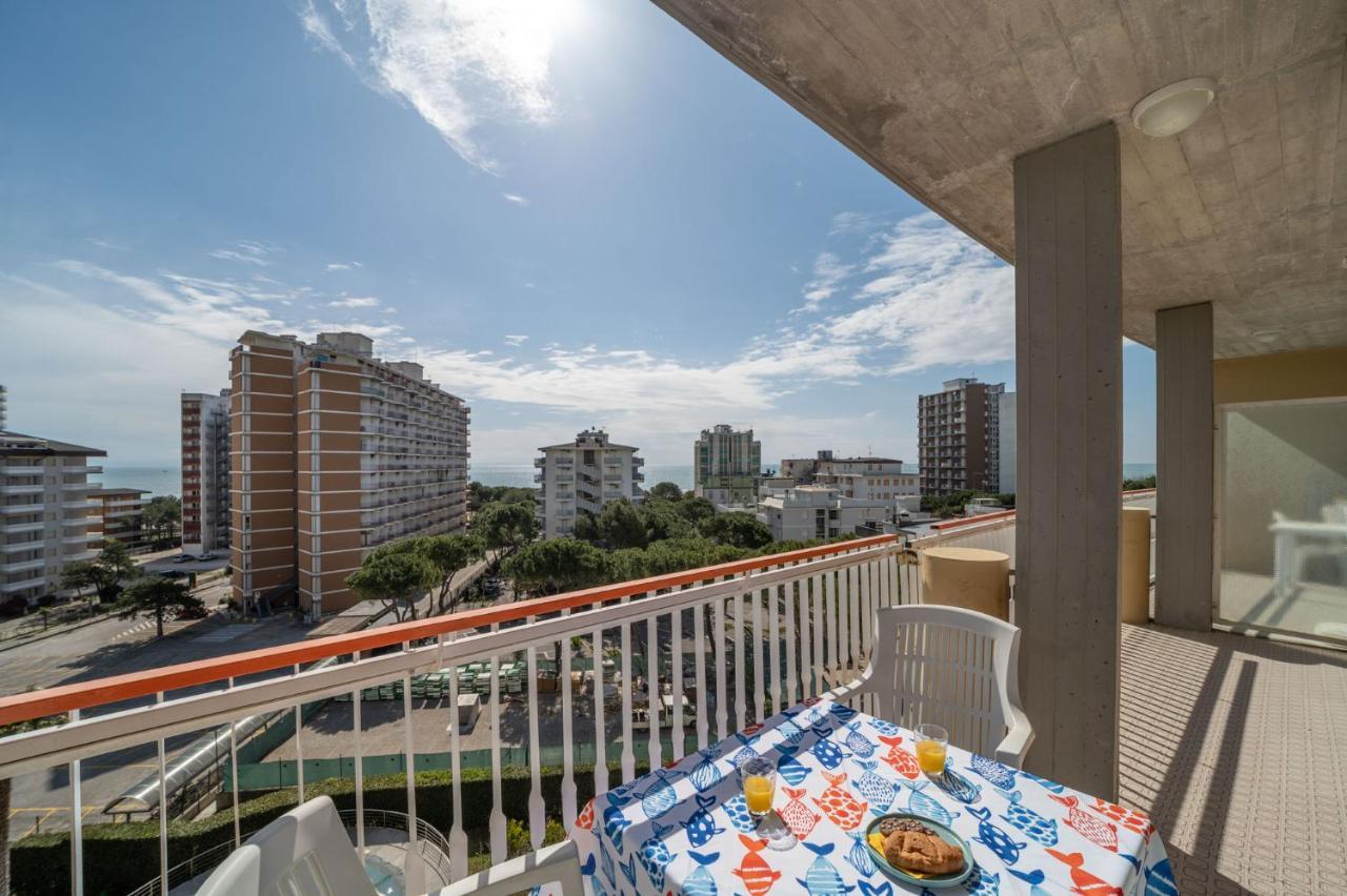 Residenza Puerto Do Sol Apartman Lignano Sabbiadoro Kültér fotó