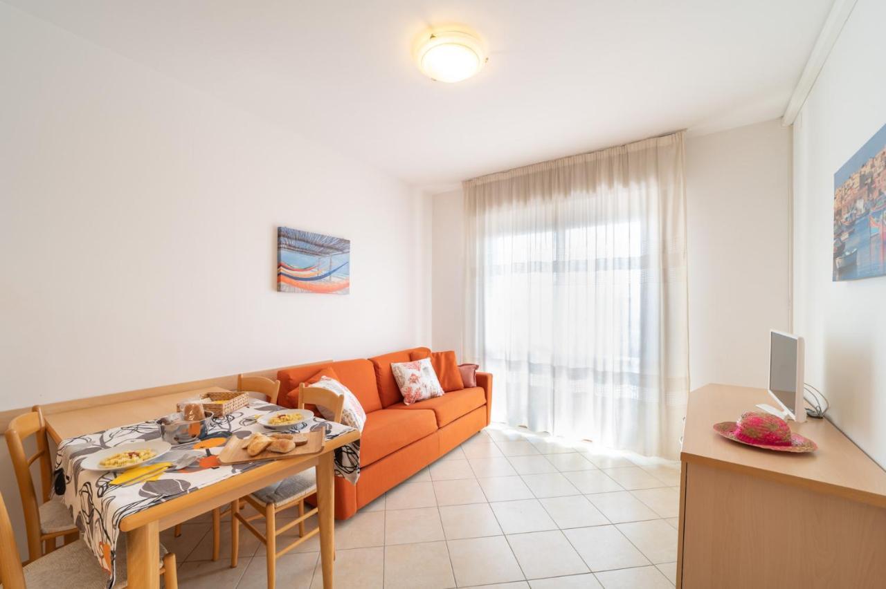 Residenza Puerto Do Sol Apartman Lignano Sabbiadoro Kültér fotó