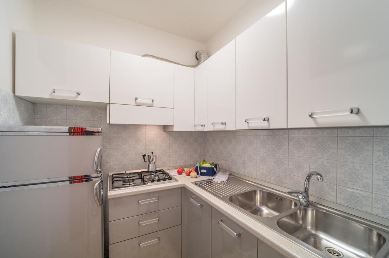 Residenza Puerto Do Sol Apartman Lignano Sabbiadoro Kültér fotó