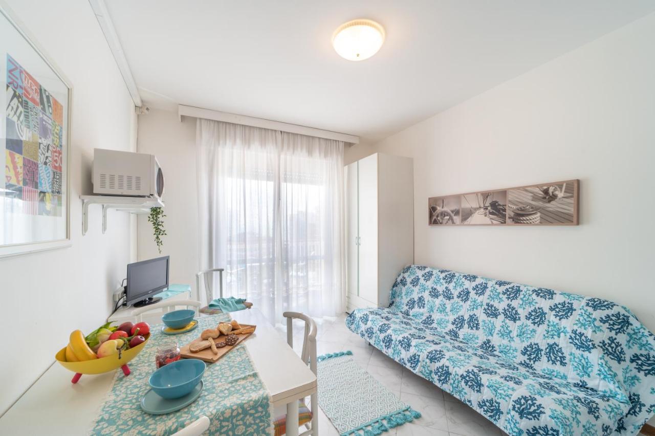 Residenza Puerto Do Sol Apartman Lignano Sabbiadoro Kültér fotó